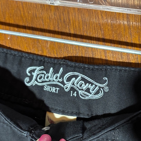 Faded Glory Women's Black Shorts - Picture 2 of 5